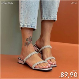 Sandália Akazzo Salto Baixo Strass Prata 2915A